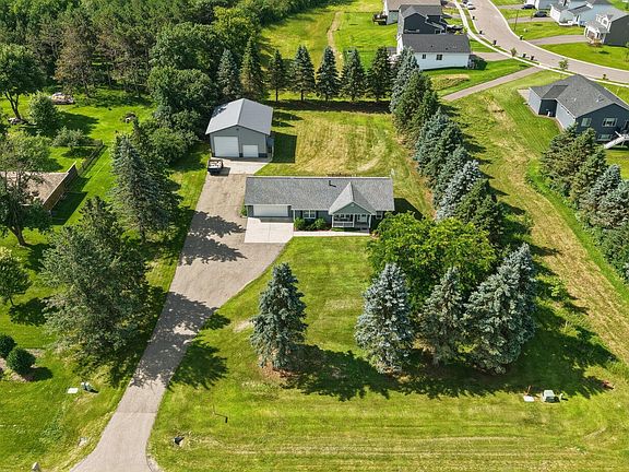 3rd image of 1423 County Rd