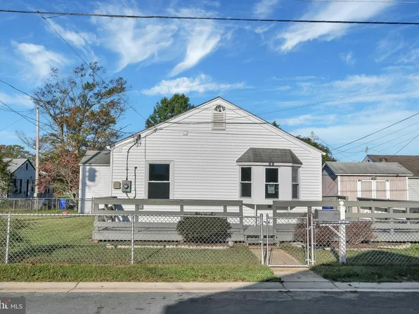 49 Circle Ave, Indian Head, MD 20640
