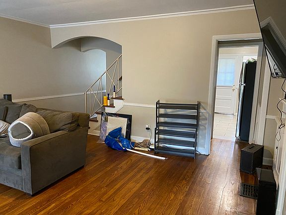 4th image of 1601 King Ave