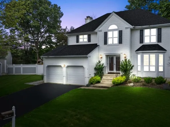 2 Ramapo Trl, Branchburg Twp., NJ 08876