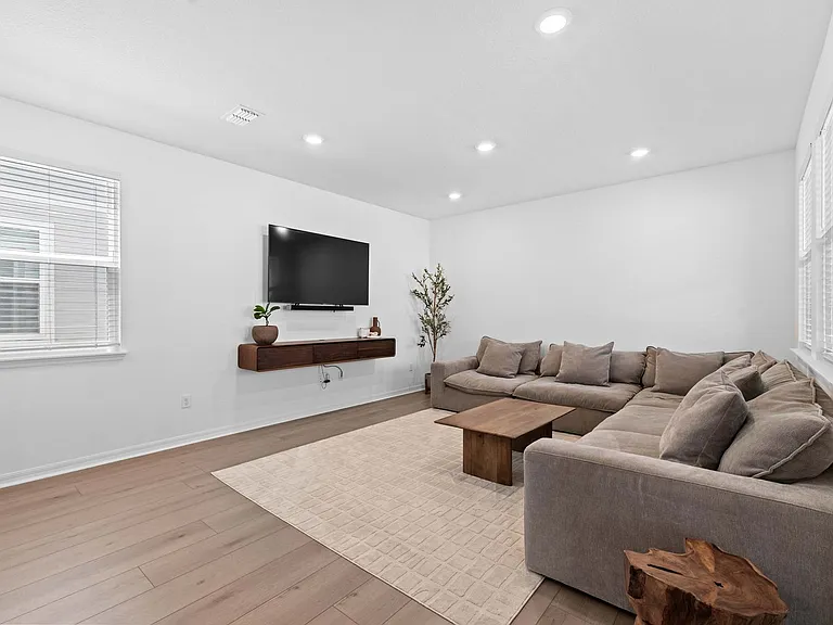 254 Plum Orchard Ln — Photo 14