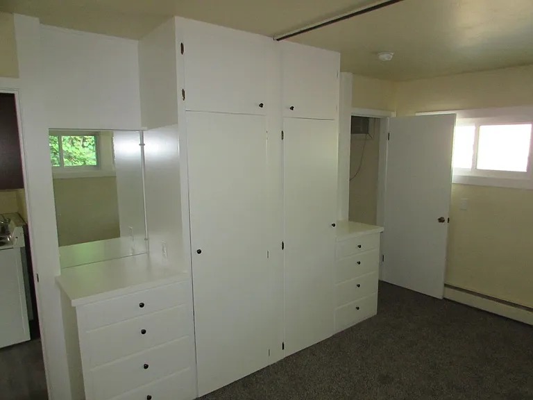 2950 Tomahawk Ct — Photo 6
