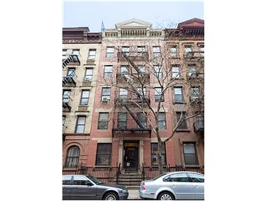 Sold by Douglas Elliman | media 15