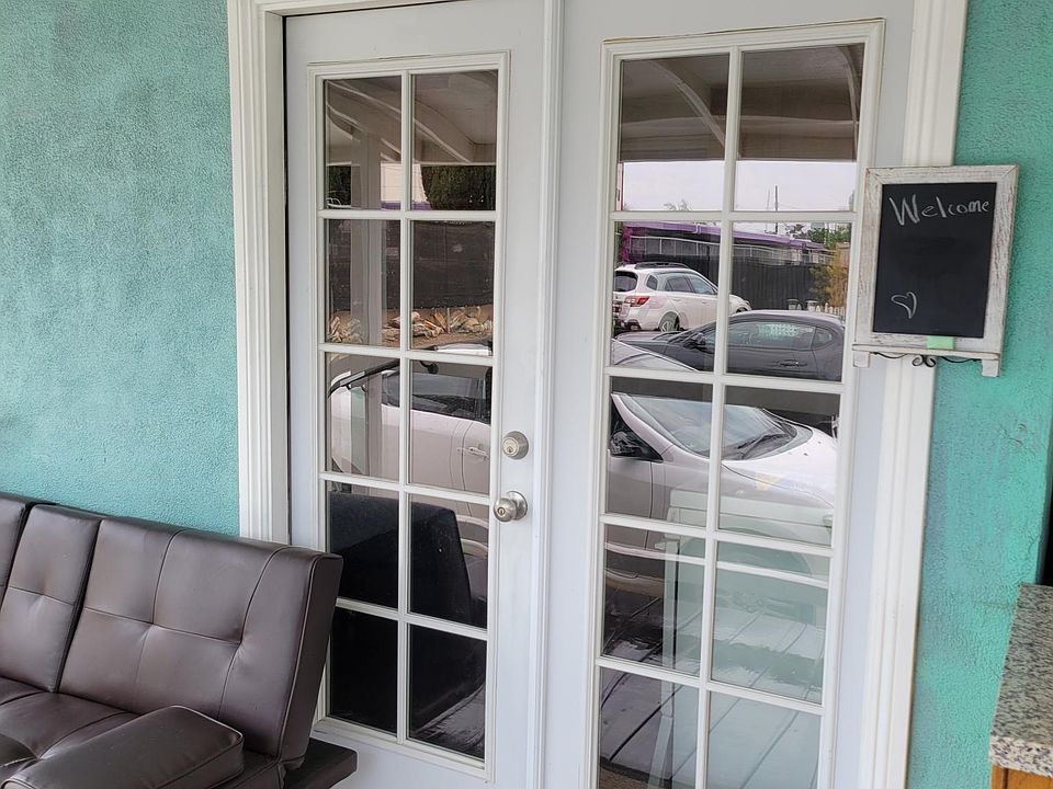 1st image of 959 W 223rd St #C