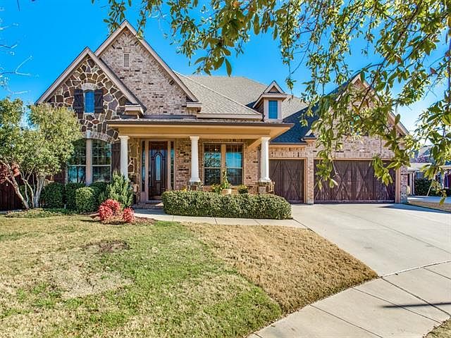 1st image of 440 Jackson Cir