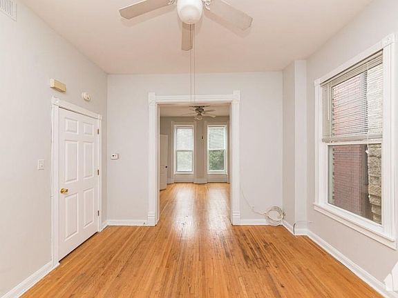 4th image of 861 N Paulina St #2