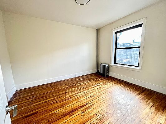5th image of 3250 93rd St APT B8