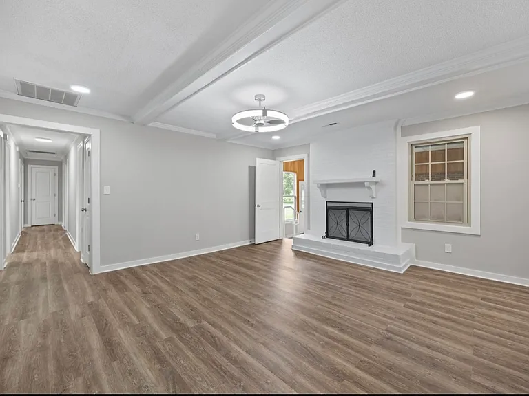 309 Rippling Stream Rd — Photo 6