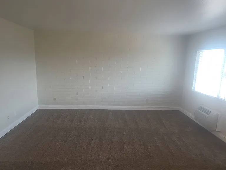 642 Spokane St — Photo 4