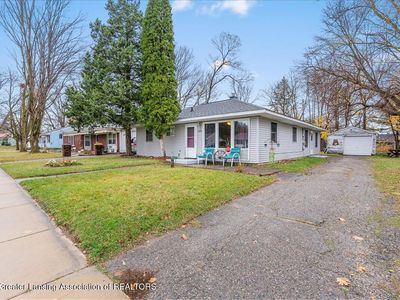 2088 Auburn Ave, Holt, MI, 48842