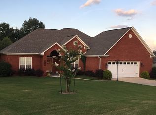 209 Spring Lake Cv, Oxford, MS 38655