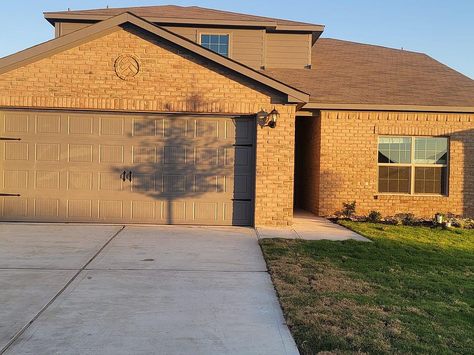 1st image of 616 Aqueduct Dr
