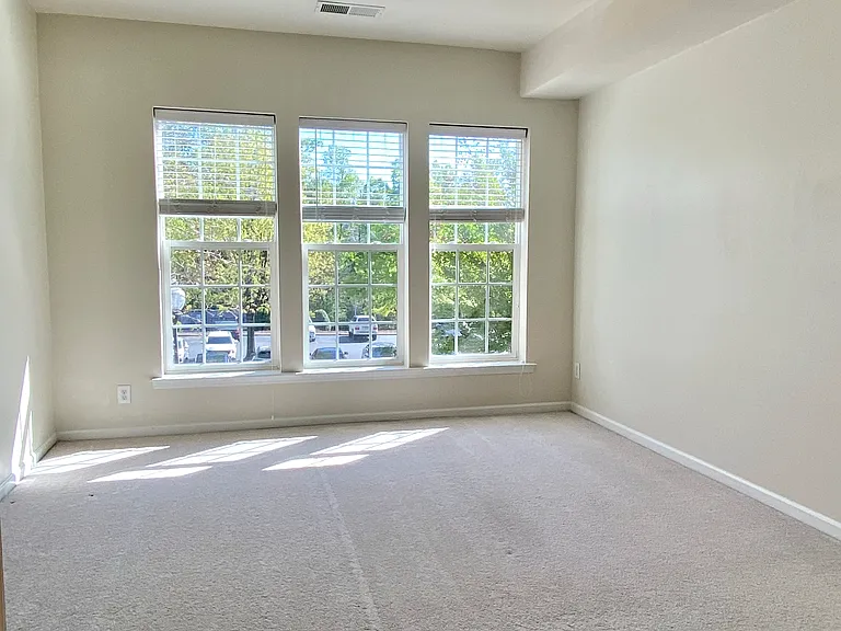 14935 Santa Lucia Dr — Photo 10