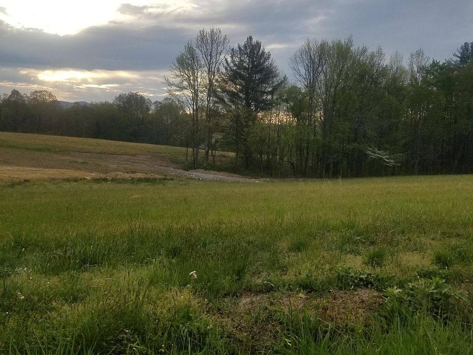 2nd image of Matt Edmond Rd