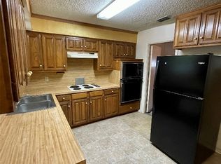 6510 Oak Forest Ct, Fort Worth, TX 76112