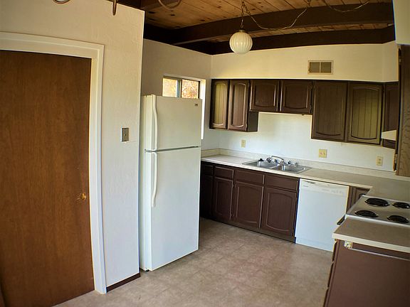 2nd image of 506 Herrick Ave #4