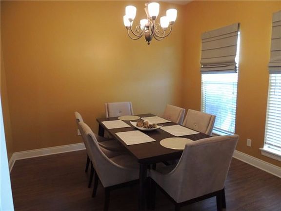 4th image of 500 Colonial Dr