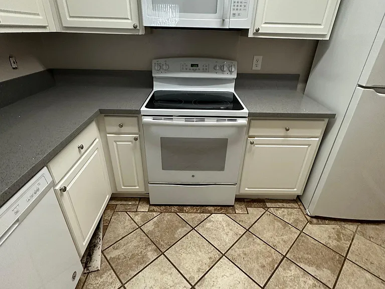 7545 Charmant Dr #1501 — Photo 7
