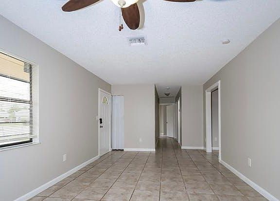 3rd image of 6642 Jupiter Gardens Blvd