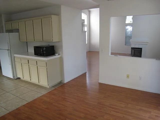 2297 Eastbrook Rd — Photo 36