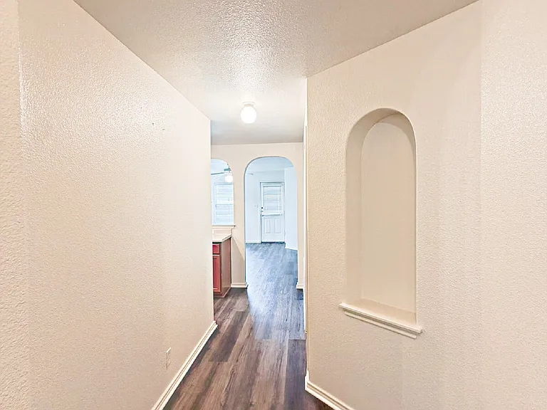 3949 Wensledale Dr — Photo 5