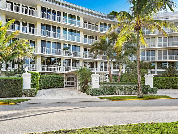 2nd image of 100 Royal Palm Way #D1