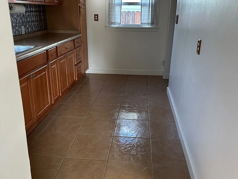 4763 Hidalgo Ave — Photo 6