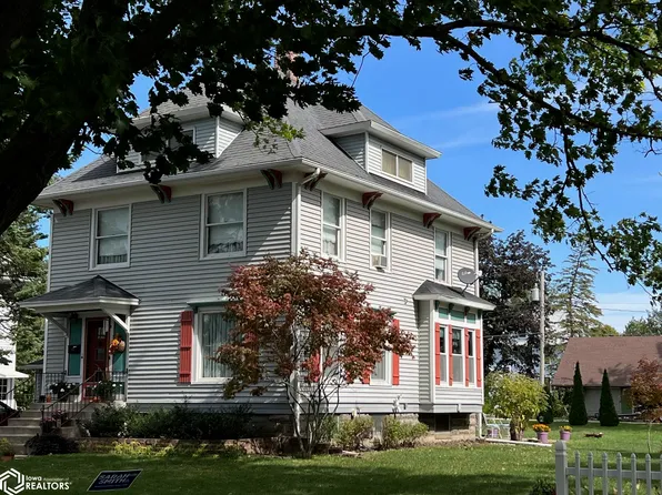 1414 Main St, Grinnell, IA 50112