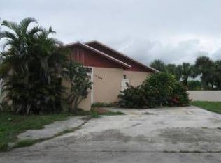 19568 NW 51st Pl, Miami Gardens, FL 33055