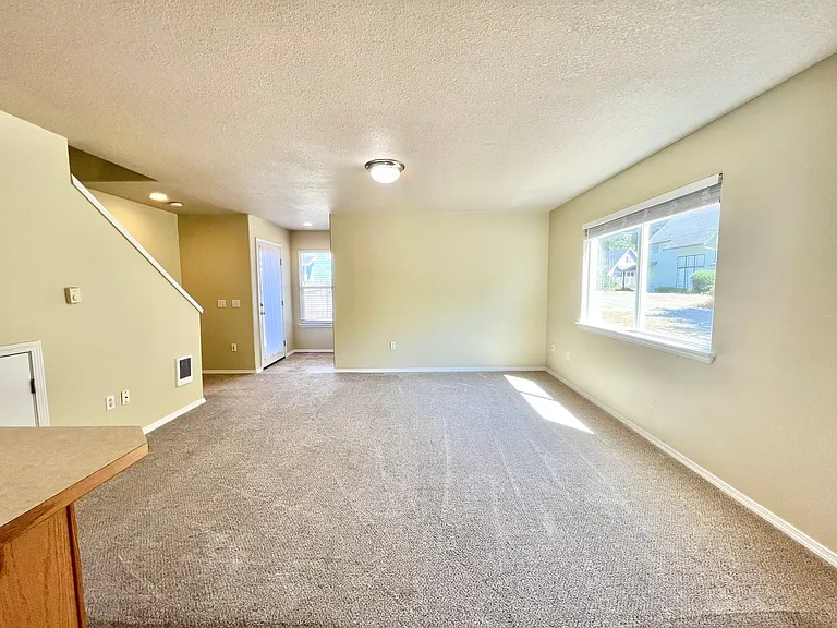 8490 Marigold St — Photo 13