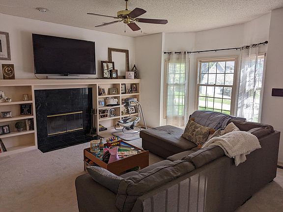 2nd image of 3637 Winchester Dr