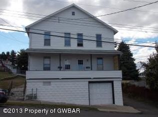 426 S Walnut St, Nanticoke, PA 18634