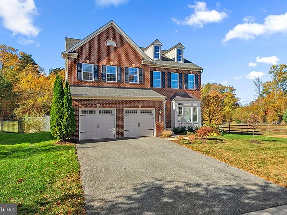 2nd image of 1310 Pennington Ln