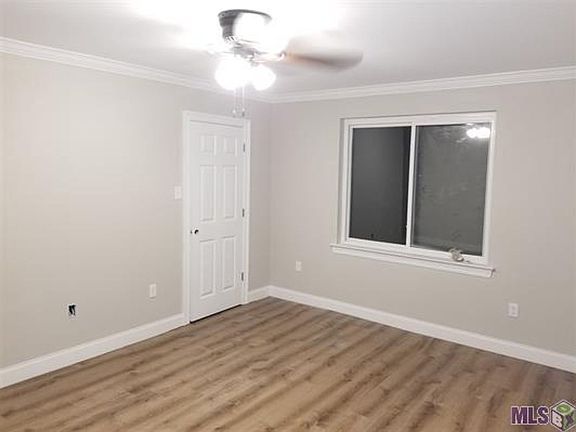 5th image of 3715 Winbourne Ave