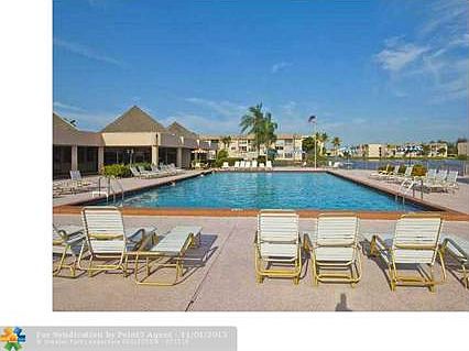 5th image of 8101 N Sunrise Lakes Dr APT 304