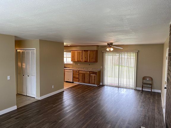 Dining room off of Kitchen
Sliding door to backyard