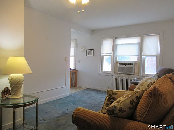 5th image of 84 Canaan Court Bld. #84, Apt.#28