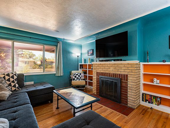 5th image of 4709 Trumbull Ave SE