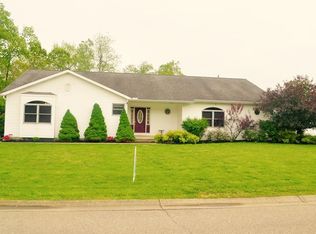 118 Hilltop Ln, Piketon, OH 45661