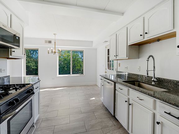 4th image of 6955 Heritage Cir #3-2D