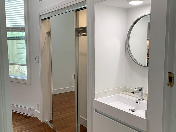 3rd image of 2309 Divisadero St #4A