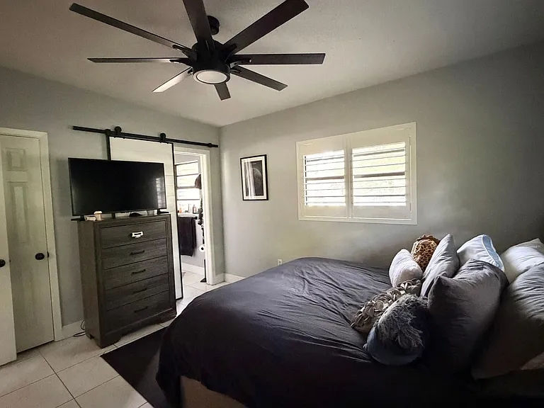3000 Lake Margaret Dr — Photo 16