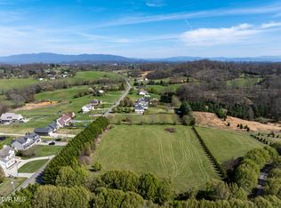 685 Allison Rd, Piney Flats, TN 37686