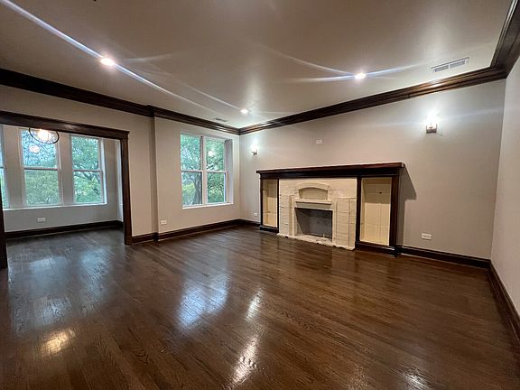 3rd image of 7145 S Yates Blvd #3S