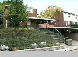 320 Pennview Dr, Pittsburgh, PA 15235