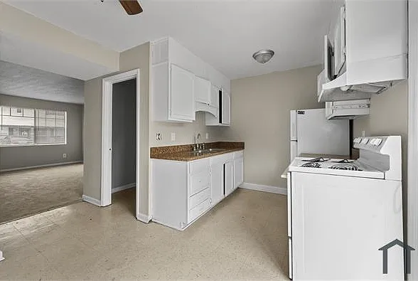 43 Old Holly Ln — Photo 6