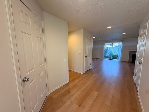4th image of 1021 W 8th Cir