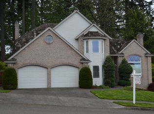 11292 SE Highland Loop, Clackamas, OR 97015