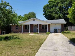 2032 Tomlinson Rd, Pensacola, FL 32526