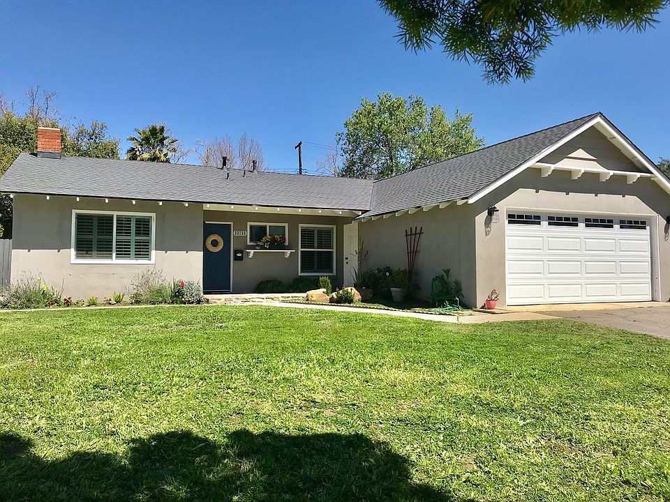 1st image of 23733 Kittridge St